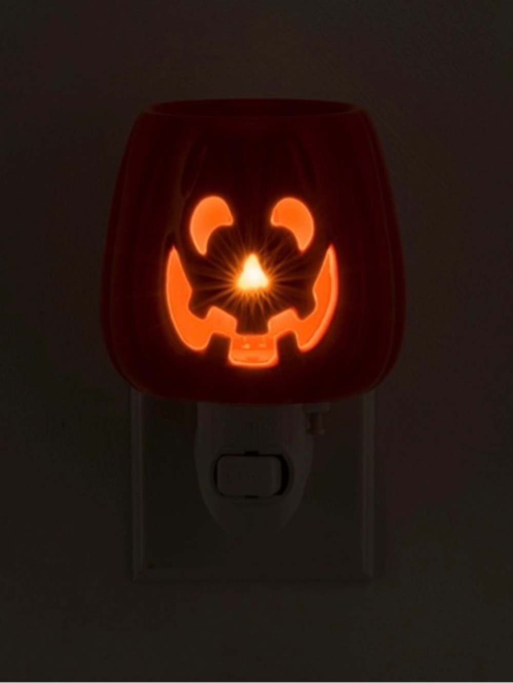 Scentsy Mini Ceramic Orange Pumpkin Jack-O'-Lantern Wall Warmer- NIB - Picture 3 of 4